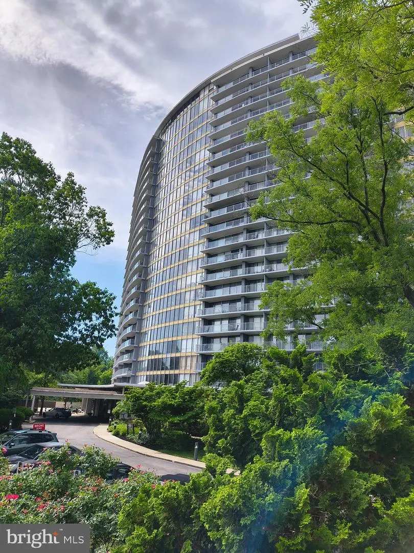 3900-00 Ford Rd #8h, Philadelphia, PA 19131 - #1