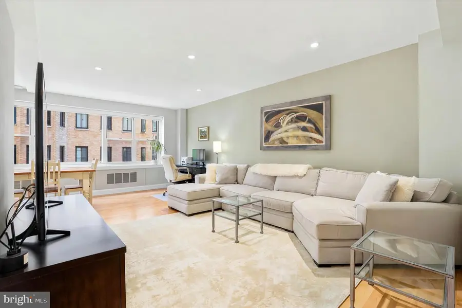 220 W Rittenhouse Sq #5d, Philadelphia, PA 19103 - #2