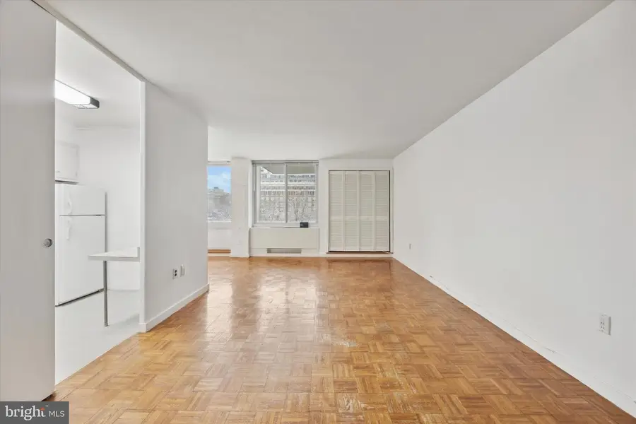 604-36 S Washington Sq #804, Philadelphia, PA 19106 - #3