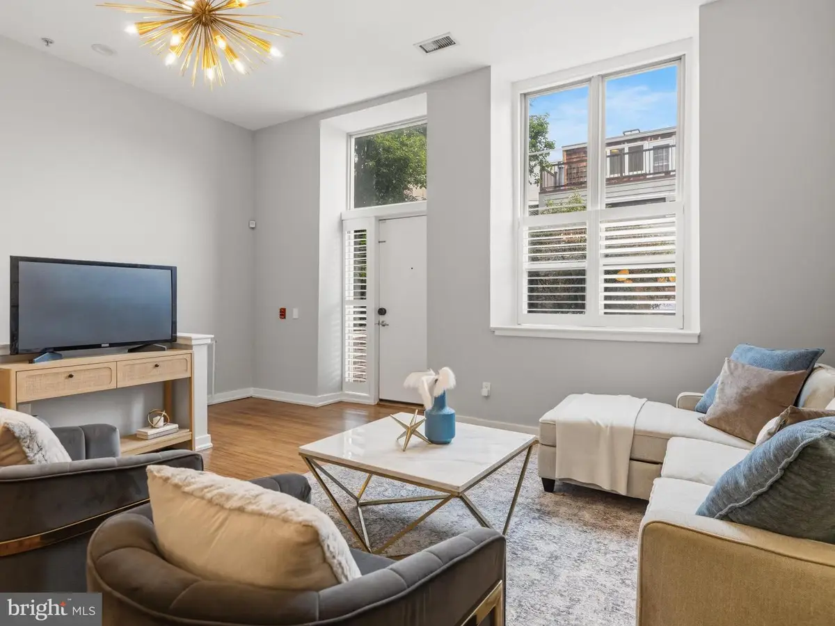 200 Christian St #12, Philadelphia, PA 19147 - #1