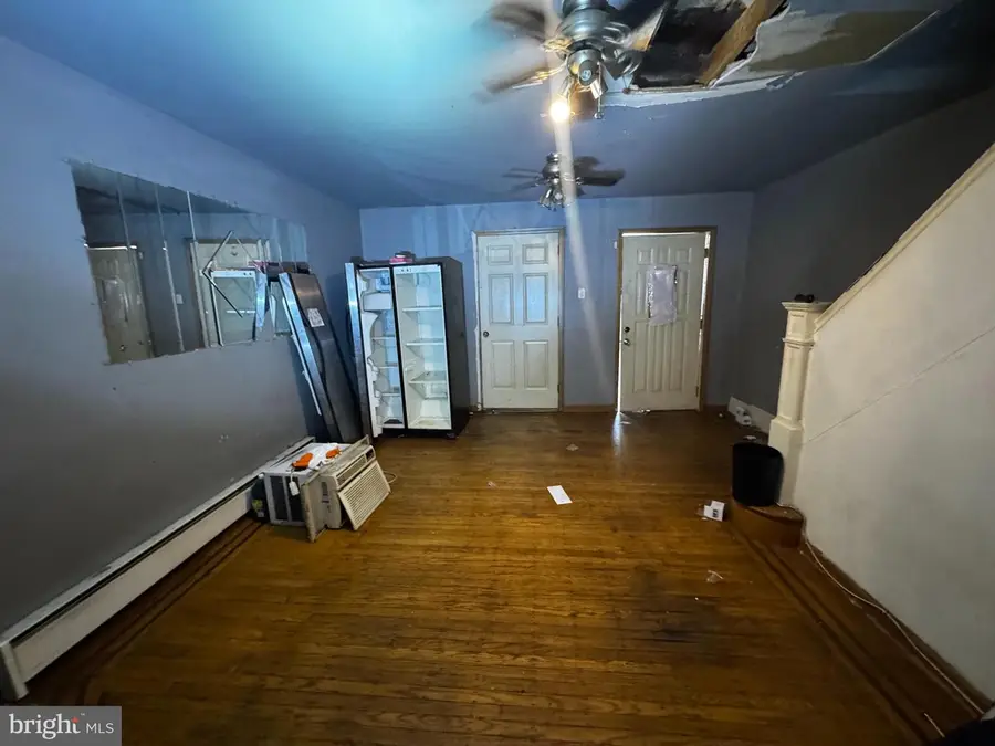 528 Geneva Ave, Philadelphia, PA 19120 - #3