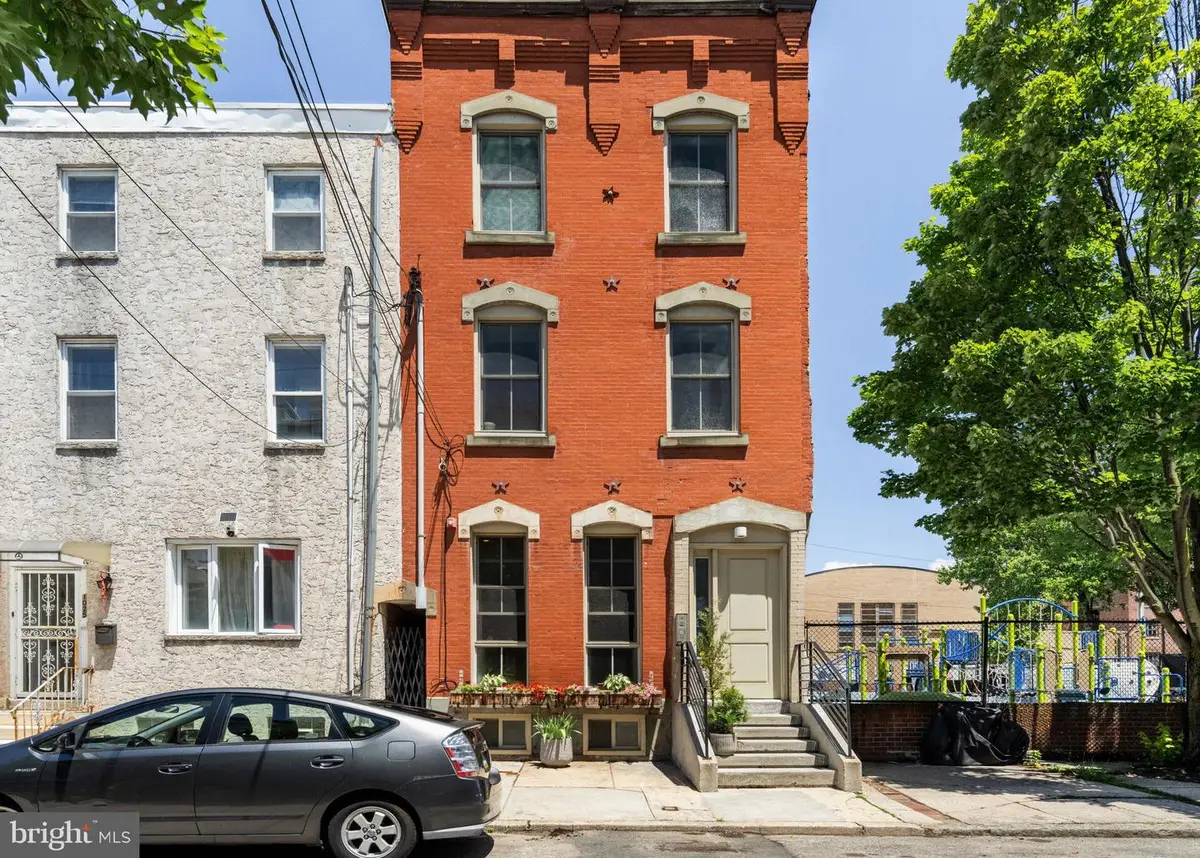 1023 Mt Vernon St #1, Philadelphia, PA 19123 - #1