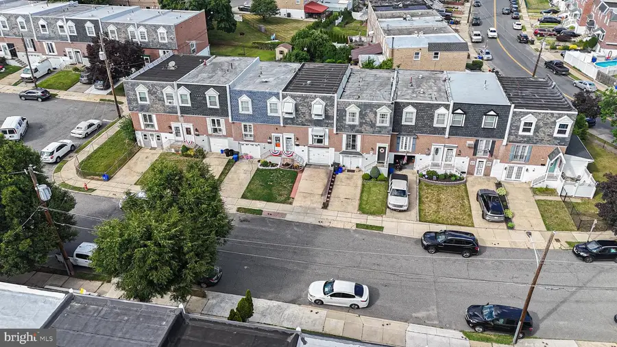 3221 Kilburn Rd, Philadelphia, PA 19114 - #2
