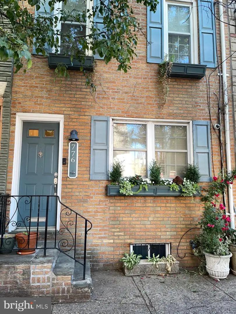 776 S Martin St, Philadelphia, PA 19146 - #1