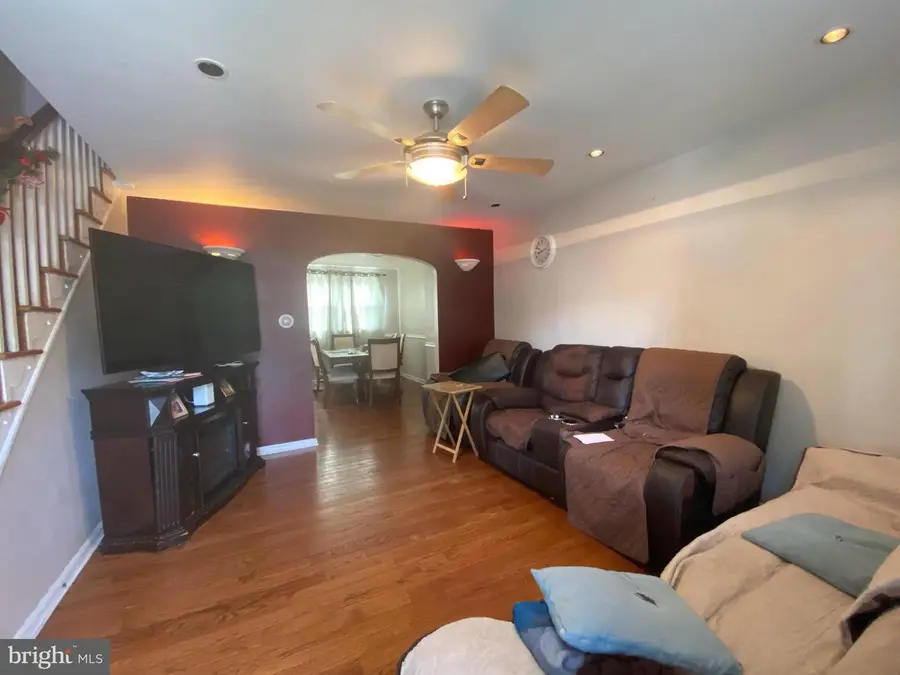 4151 Passmore St, Philadelphia, PA 19135 - #2