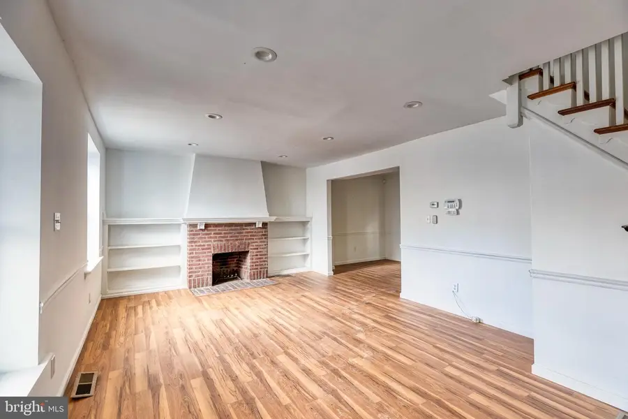 35 S Ashmead Pl S, Philadelphia, PA 19144 - #2