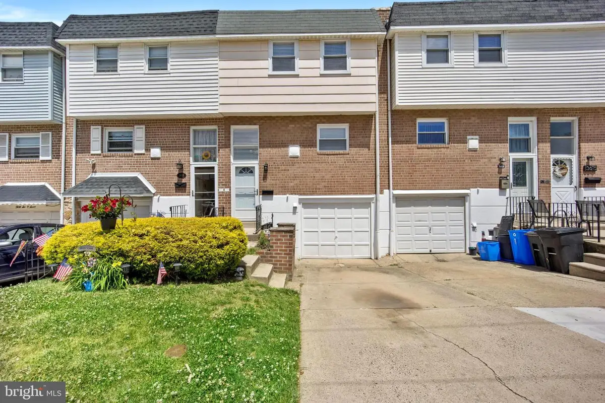 3611 Whitehall Ln, Philadelphia, PA 19114 - #1