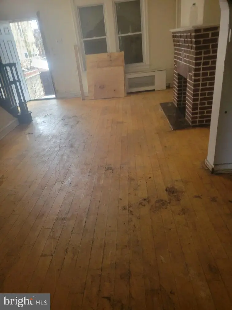6125 Yocum St, Philadelphia, PA 19142 - #1