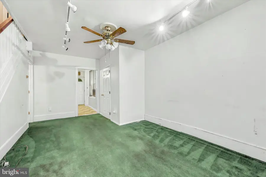 917 S 10th St, Philadelphia, PA 19147 - #2