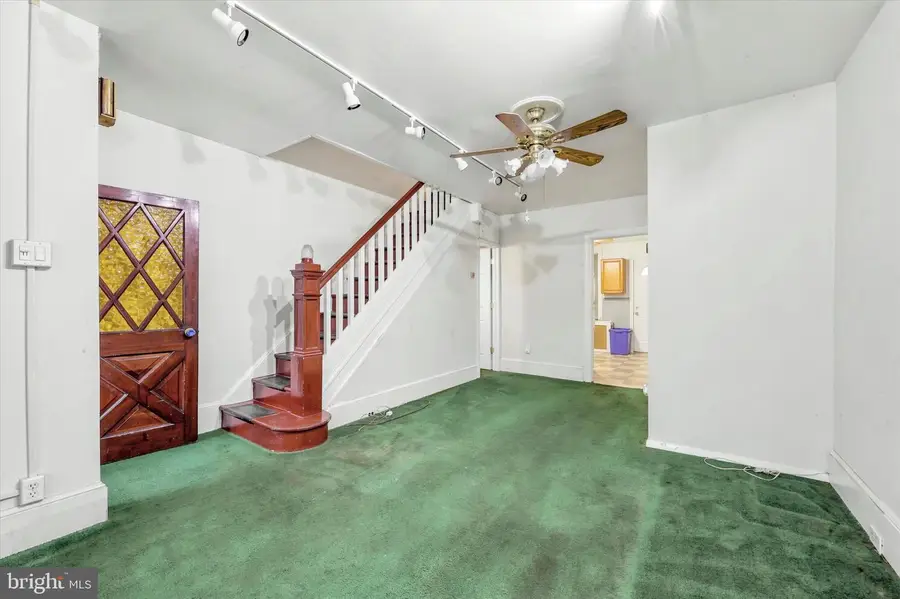 917 S 10th St, Philadelphia, PA 19147 - #3