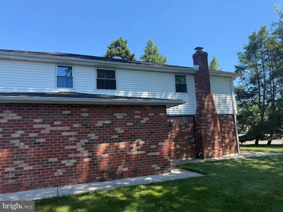 123 Almatt Dr, Philadelphia, PA 19115 - #3