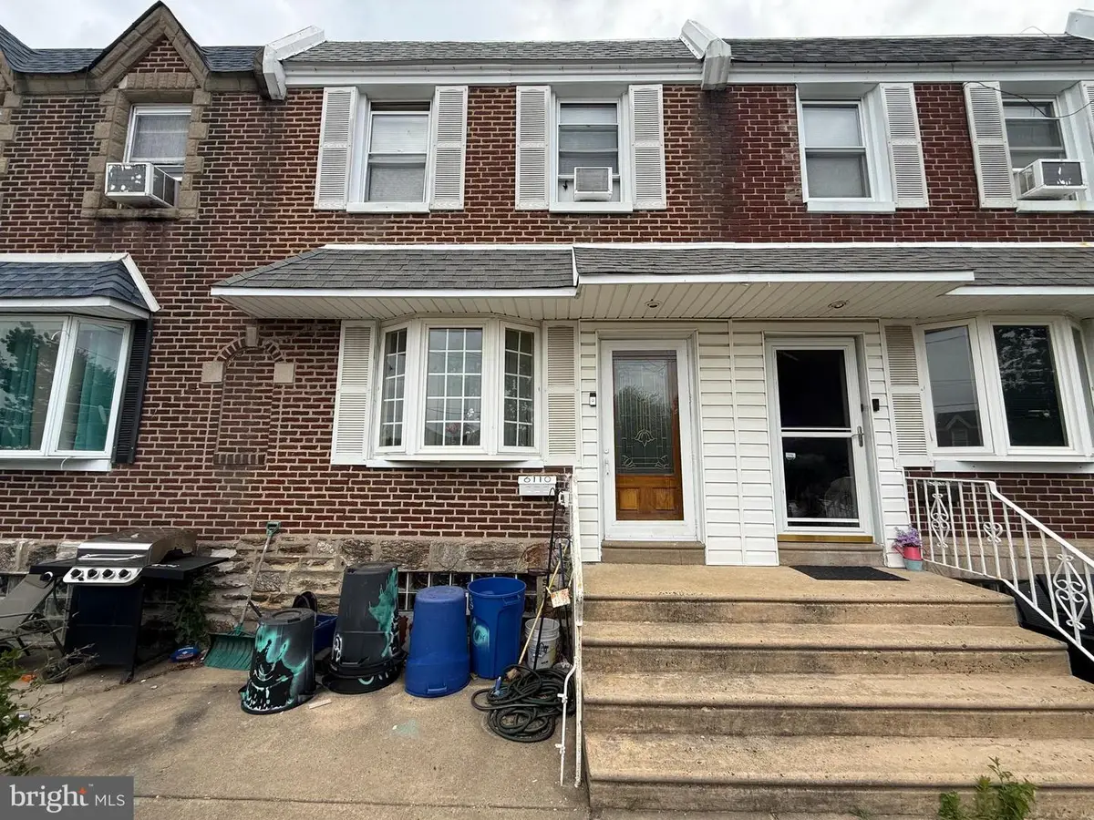 6110 Hawthorne St, Philadelphia, PA 19135 - #1