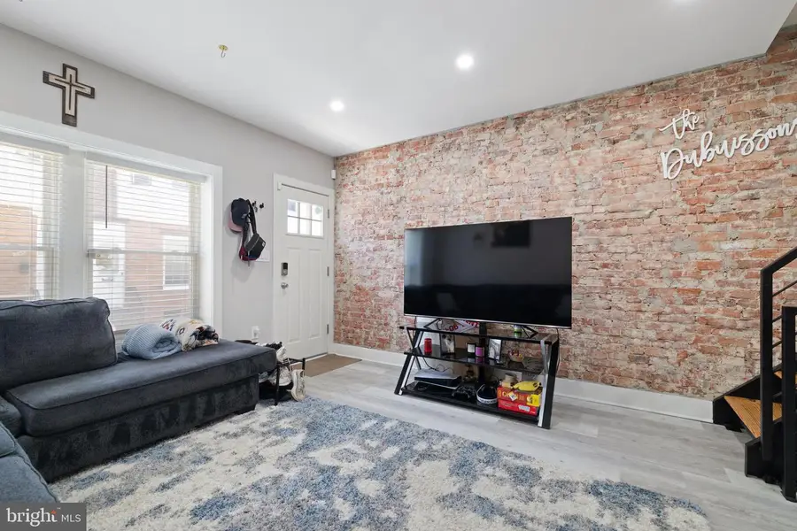 2036 S Garnet St, Philadelphia, PA 19145 - #2