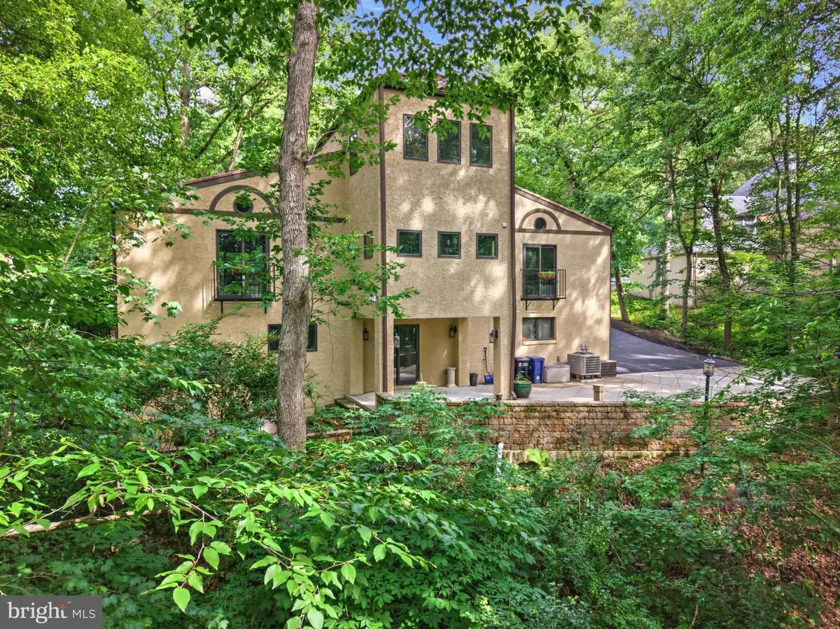 733 Cornelia Pl, Philadelphia, PA 19118 - #1