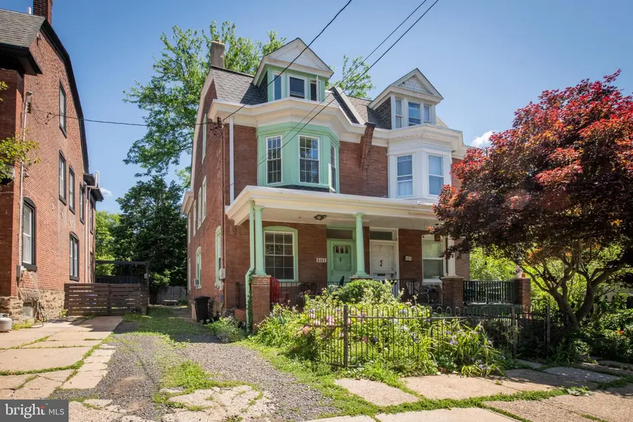 8411 Shawnee St, Philadelphia, PA 19118 - #2