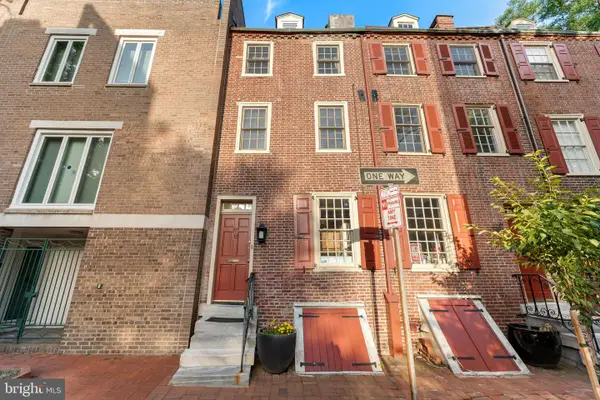 327 Lawrence Ct, PHILADELPHIA, PA 19106