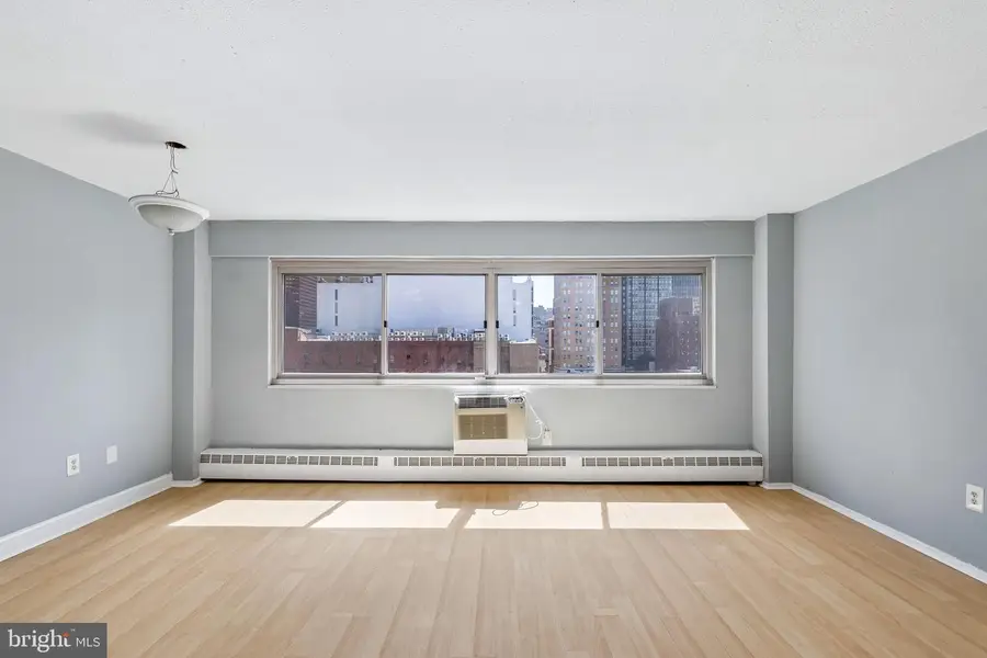 2101 Chestnut St #1008, Philadelphia, PA 19103 - #3