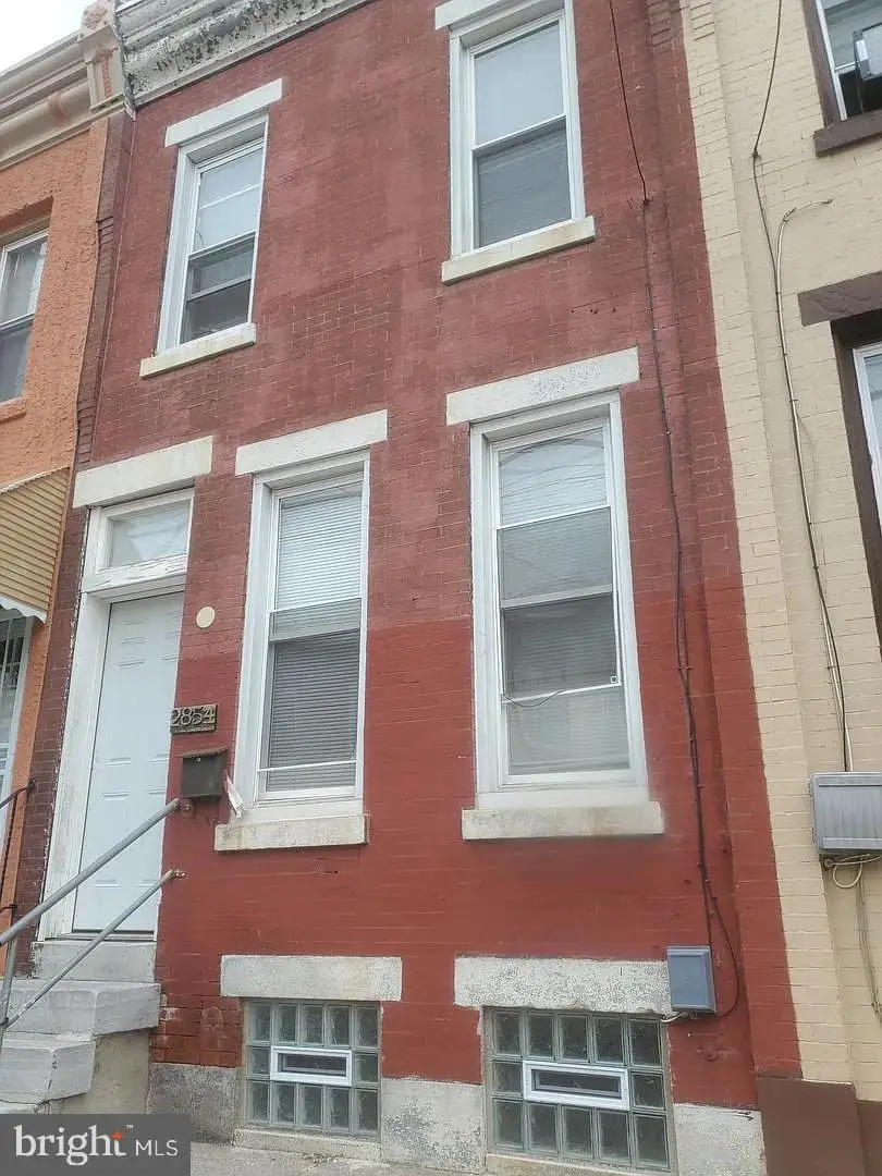1038 W Orleans St, Philadelphia, PA 19133 - #1