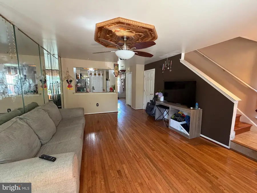 810 N Park Ave, Philadelphia, PA 19123 - #3