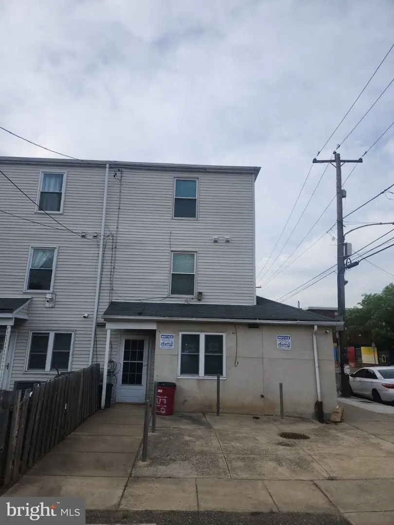 1600 W Diamond St, Philadelphia, PA 19121 - #2