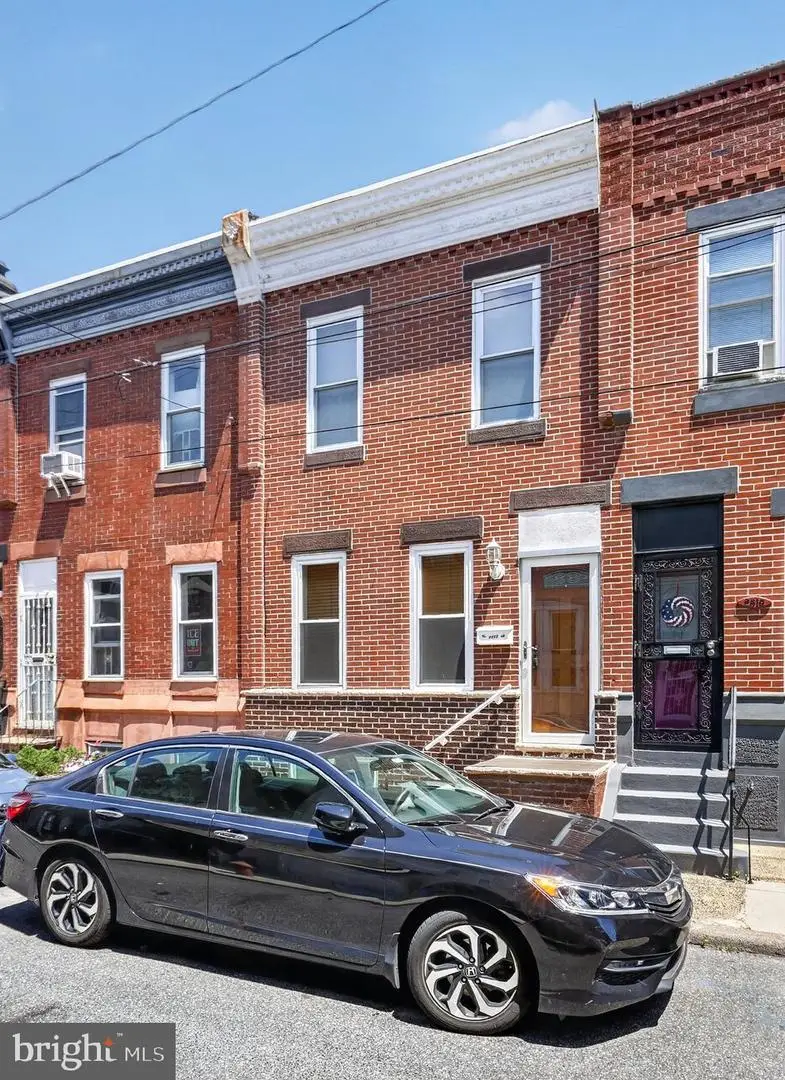 2317 S Hicks St, Philadelphia, PA 19145 - #1