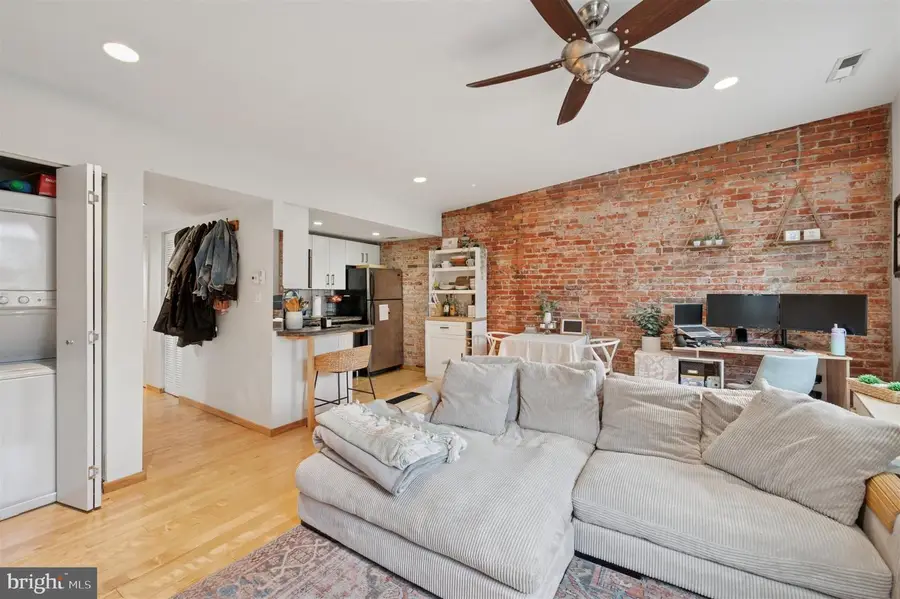 211 Christian St #c, Philadelphia, PA 19147 - #3