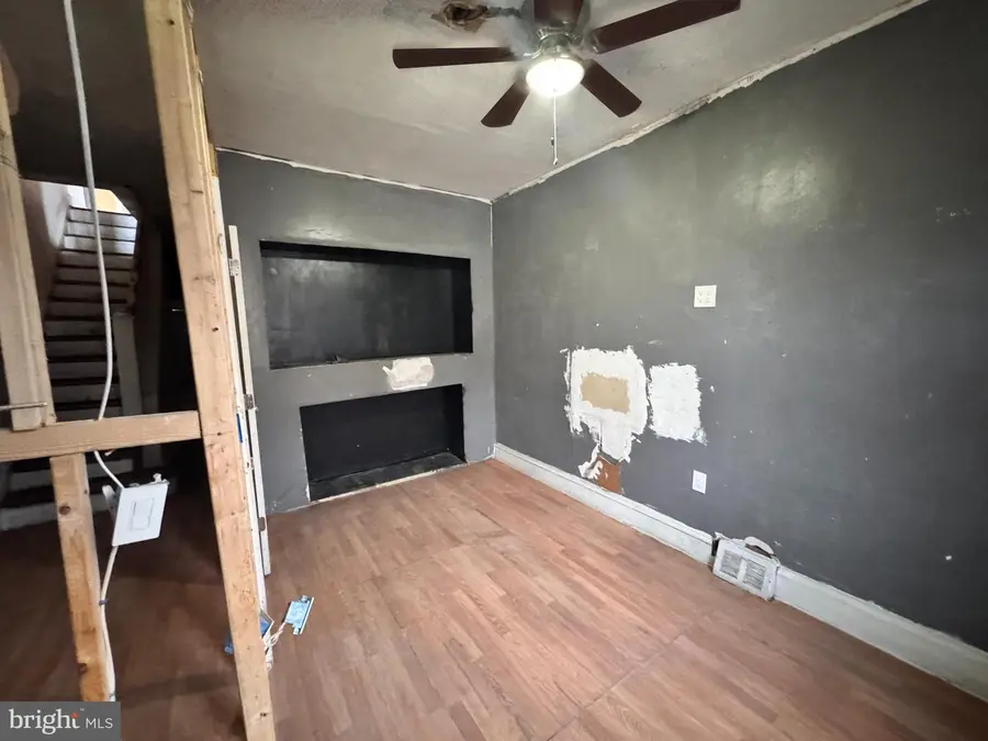 3158 Amber St, Philadelphia, PA 19134 - #2
