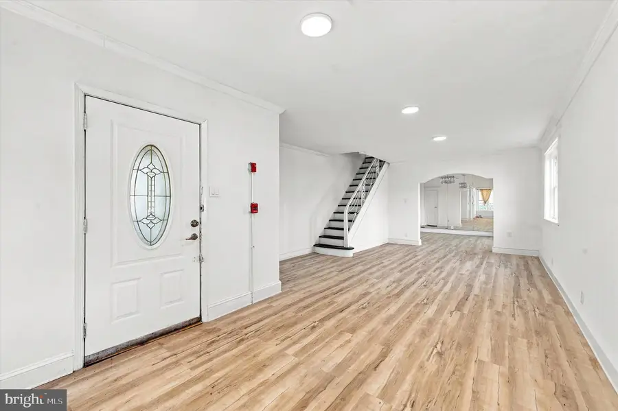 5262 E Roosevelt Blvd, Philadelphia, PA 19124 - #2