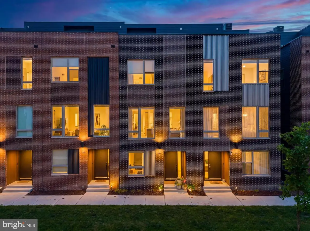3112 Pierview Ln, Philadelphia, PA 19125 - #1