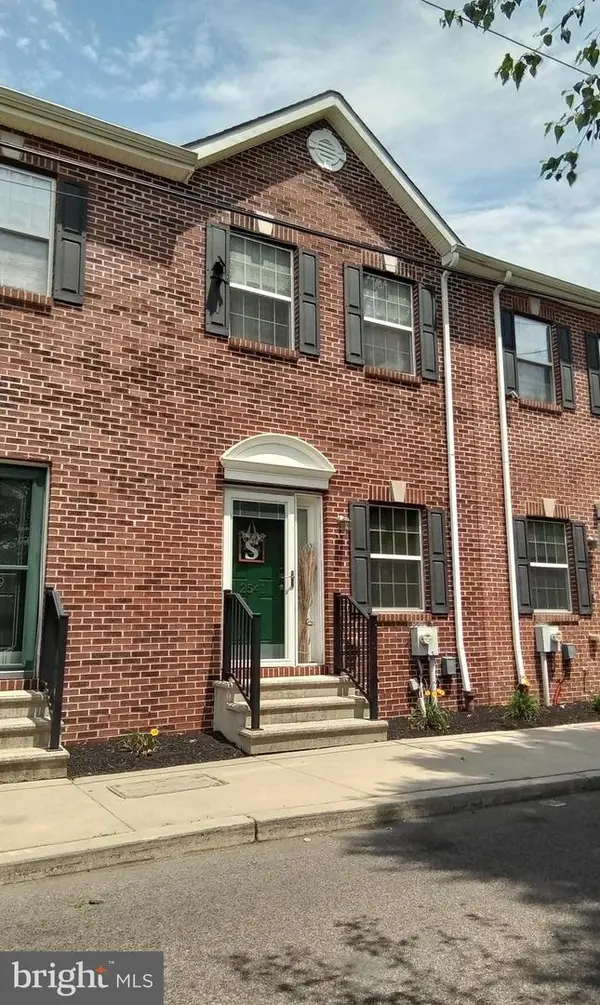 2541 Pickwick St, PHILADELPHIA, PA 19134