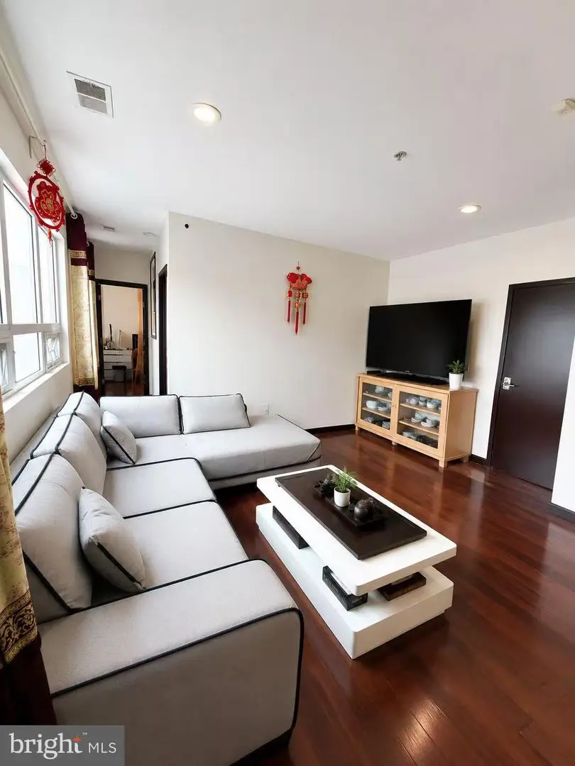 211 N Camac St #4c, Philadelphia, PA 19107 - #2