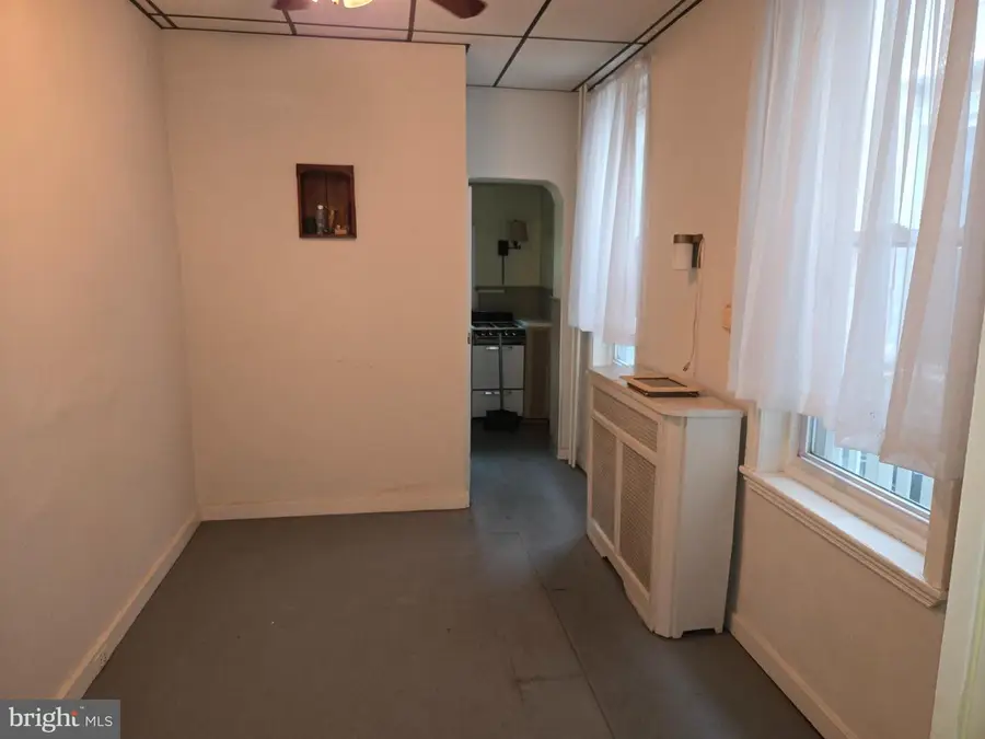 2352 E Firth St, Philadelphia, PA 19125 - #3