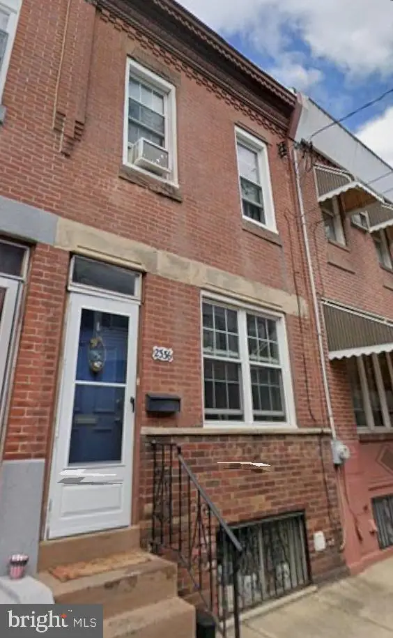2336 S Chadwick St, Philadelphia, PA 19145 - #1