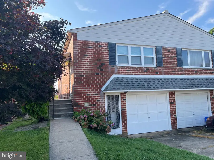 8425 Ridgeway St, Philadelphia, PA 19111 - #2
