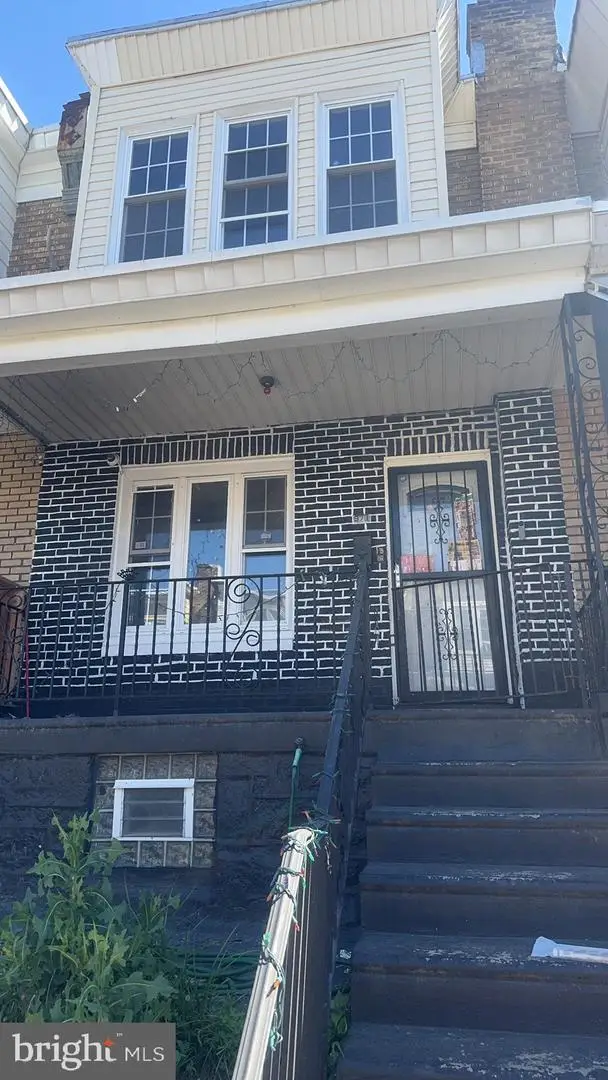 971 Carver St, Philadelphia, PA 19124 - #1