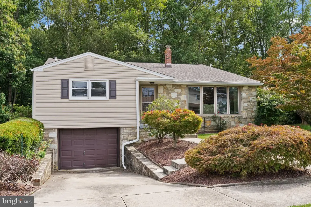 142 Greycourt Rd, Philadelphia, PA 19115 - #1
