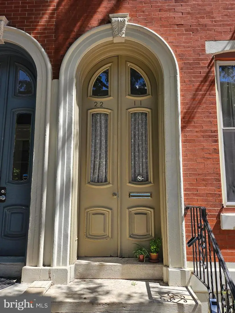2211 Mount Vernon St, Philadelphia, PA 19130 - #3