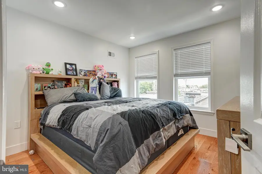 2611 S Marshall St, Philadelphia, PA 19148 - #3