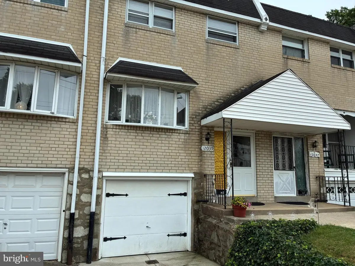 12039 Millbrook Rd, Philadelphia, PA 19154 - #1