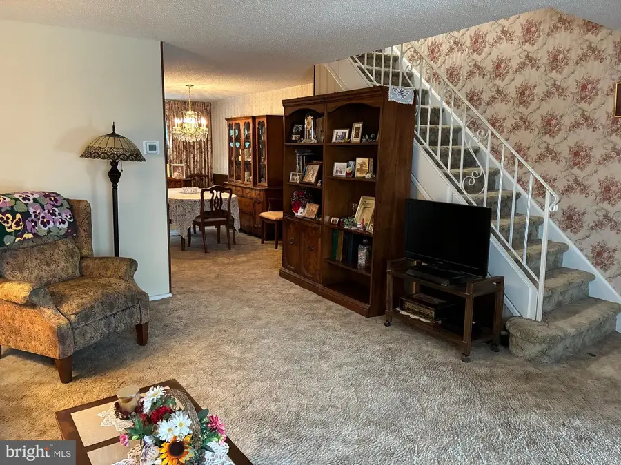12039 Millbrook Rd, Philadelphia, PA 19154 - #3