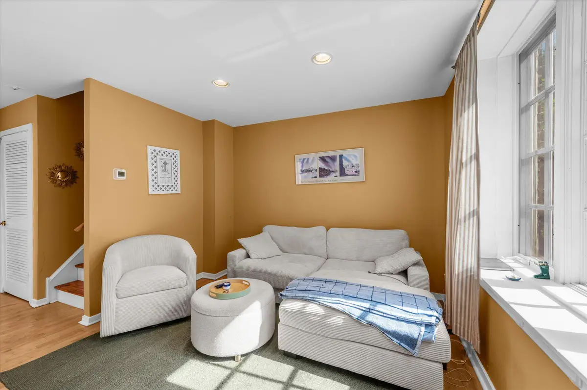 1901 Green St #9, Philadelphia, PA 19130 - #1