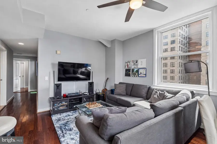 111 S 15th St #1803, Philadelphia, PA 19102 - #3