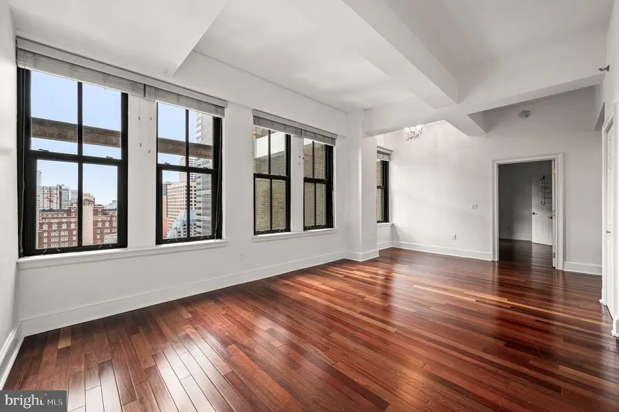 1500 Chestnut St #18i, Philadelphia, PA 19102 - #3