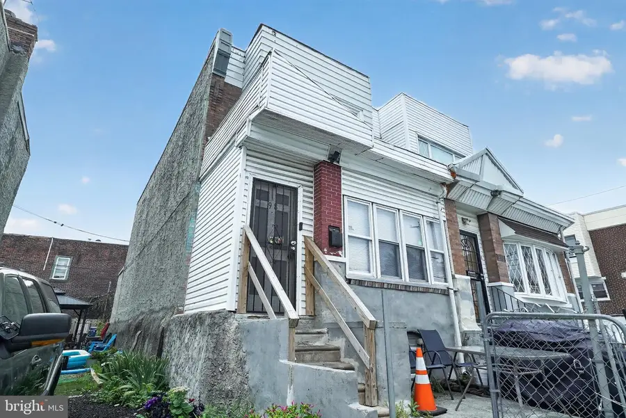 918 W Rockland St, Philadelphia, PA 19141 - #2