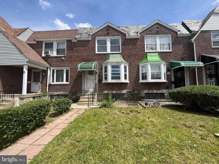 1412 E Sharpnack St, Philadelphia, PA 19150 - #2