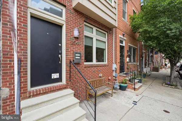 2544 Salmon St, PHILADELPHIA, PA 19125