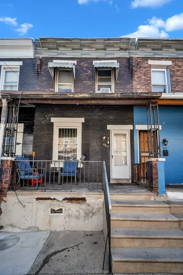 1913 S Beechwood St, PHILADELPHIA, PA 19145