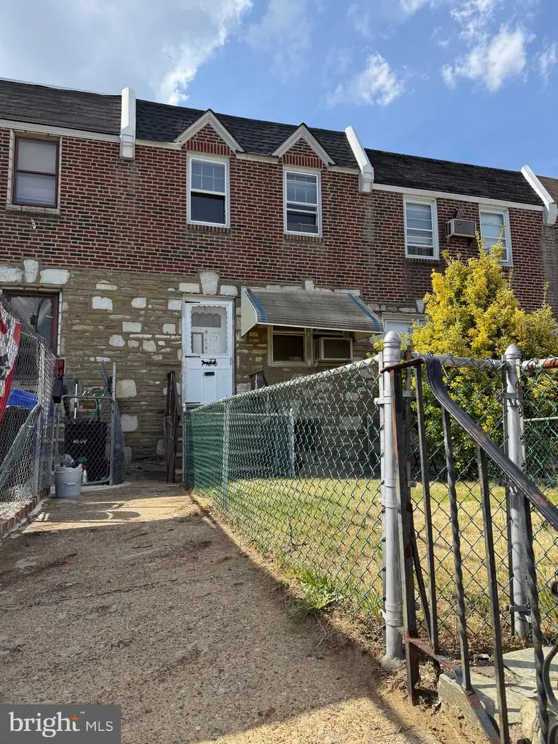 6260 Jackson St, Philadelphia, PA 19135 - #1