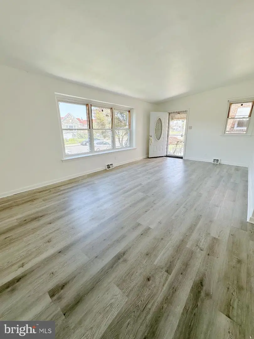2325 Oakmont St, Philadelphia, PA 19152 - #2