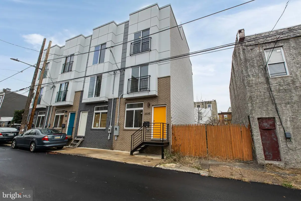 2035 N Orianna St, Philadelphia, PA 19122 - #1